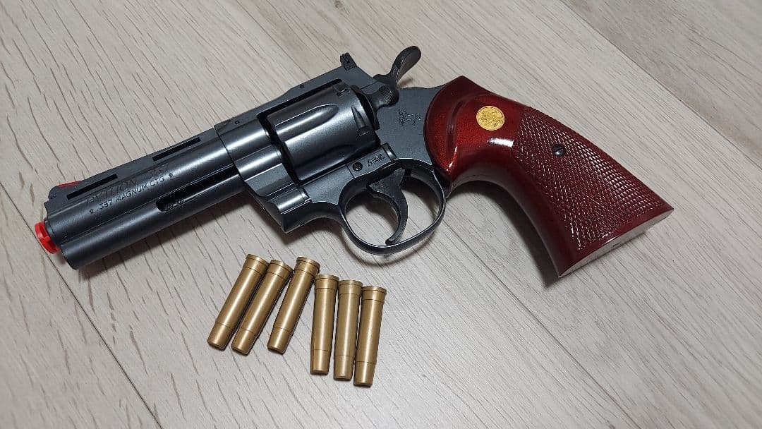 極美品　クラウンモデル　エアーリボルバー　3機種セット　コルトパイソン　M19