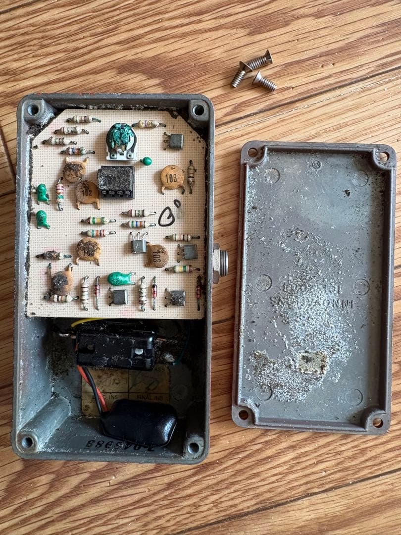 ジャンク品　MXR dynacomp ダイナコンプ　ビンテージギターエフェクター