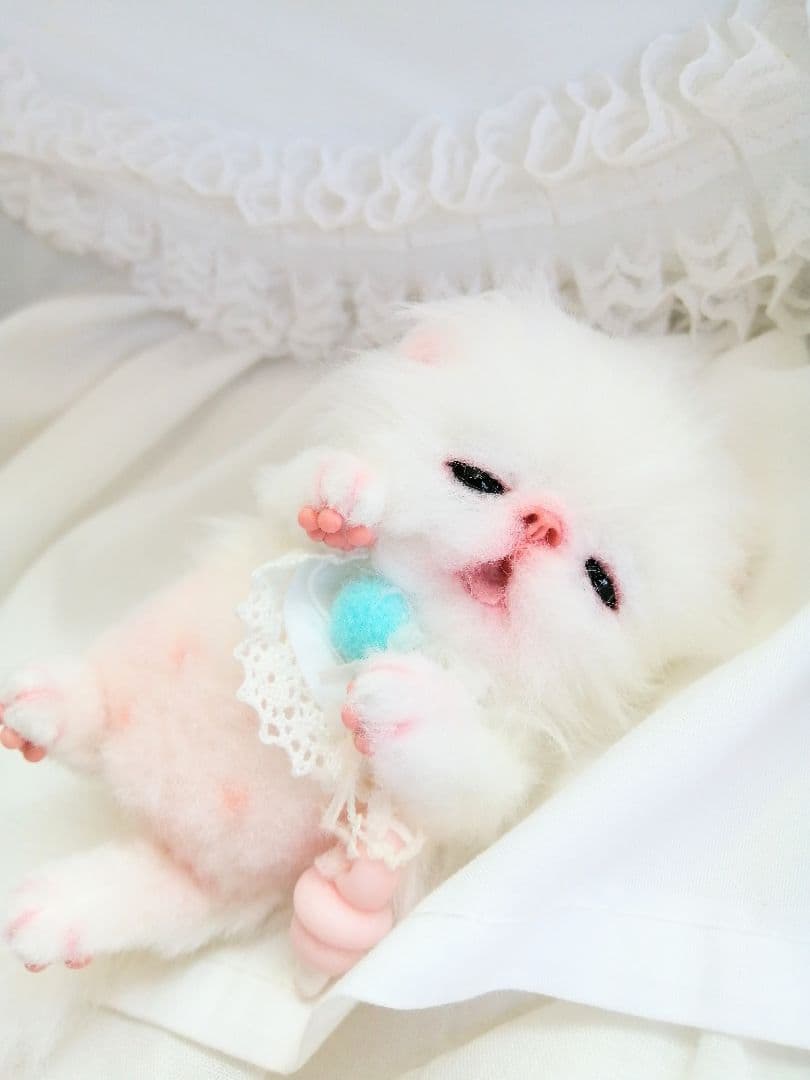 とも様❤️御予約♡おしゃぶり♡お腹ぽっこり子猫ちゃん♡アートドール♡ぬいぐるみ♡