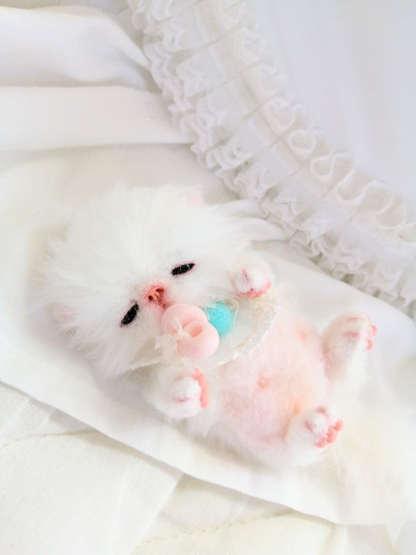 とも様❤️御予約♡おしゃぶり♡お腹ぽっこり子猫ちゃん♡アートドール♡ぬいぐるみ♡