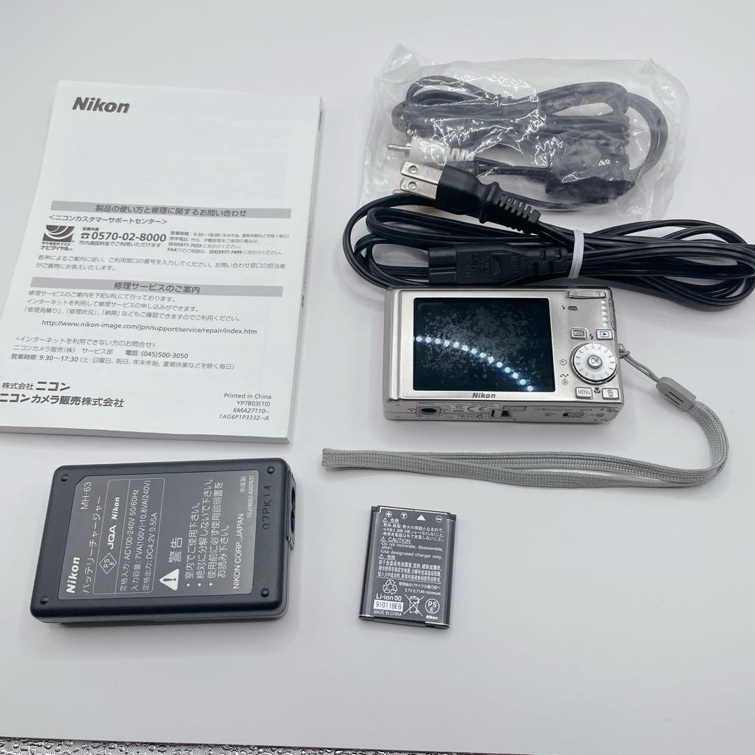Nikon COOLPIX デジタルカメラ S500 動作確認済み 付属品あり