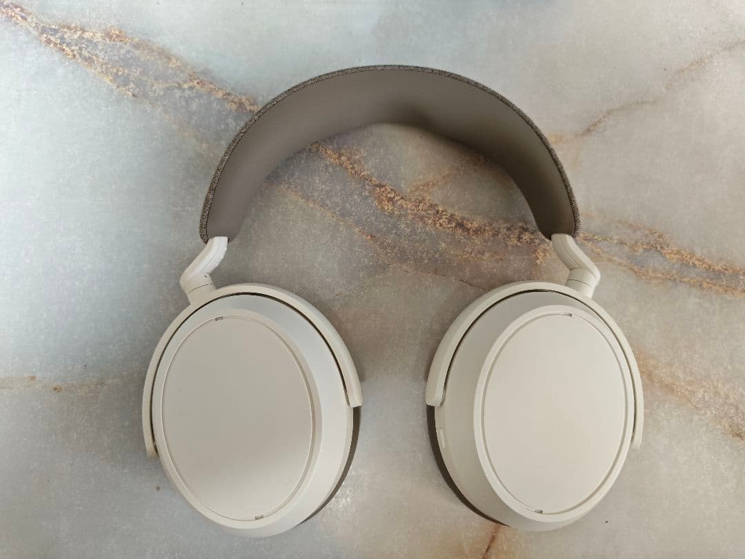 SENNHEISER Momentum 4 ワイヤレスヘッドホン