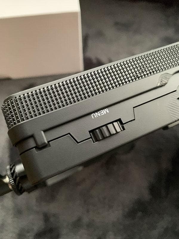 カメラモニターとバッテリーセットFEELWORLD F6 Plus V2