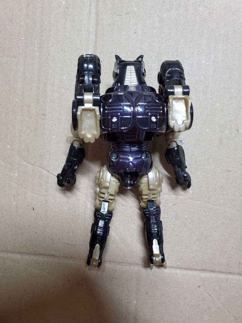 トランスフォーマー　メタルスジャガー　 ラヴィッジ 国内限定品