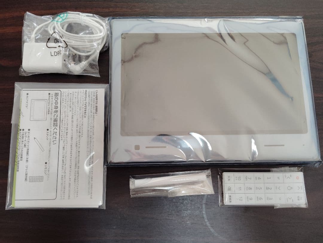 【ほぼ新品】PHOTO-U TV ZTS12 ホワイト