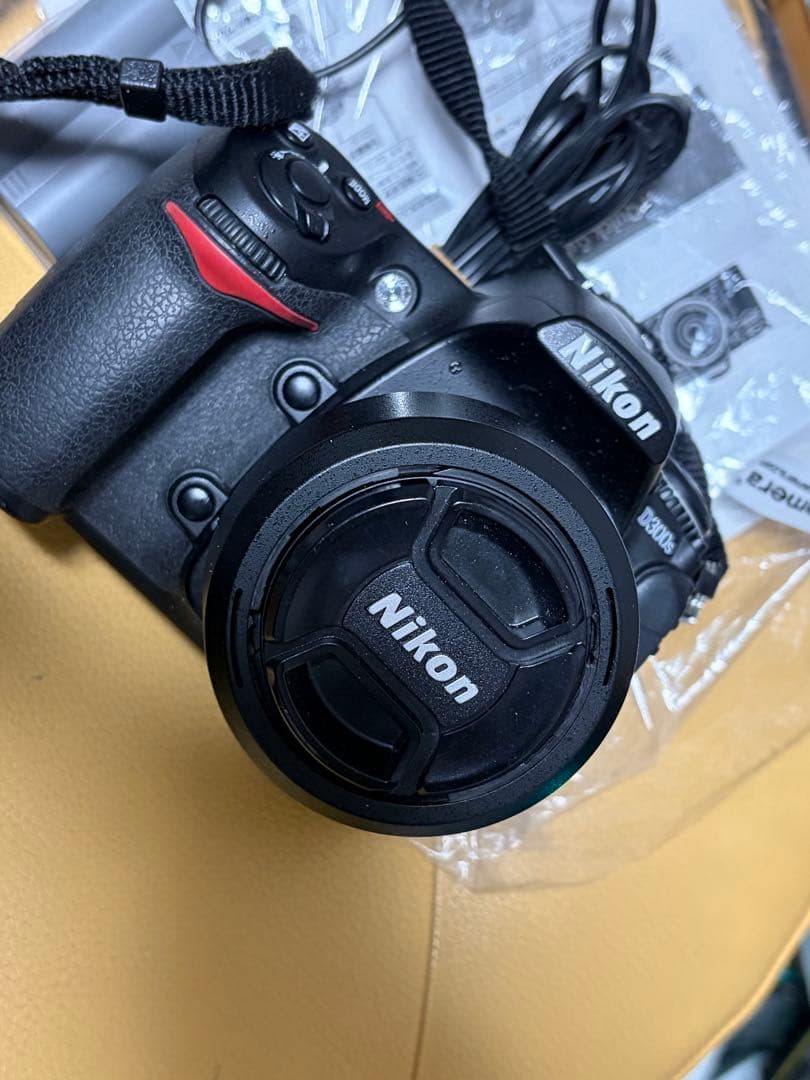 Nikon D300S＋単焦点レンズセット 予備バッテリー付 17900ショット