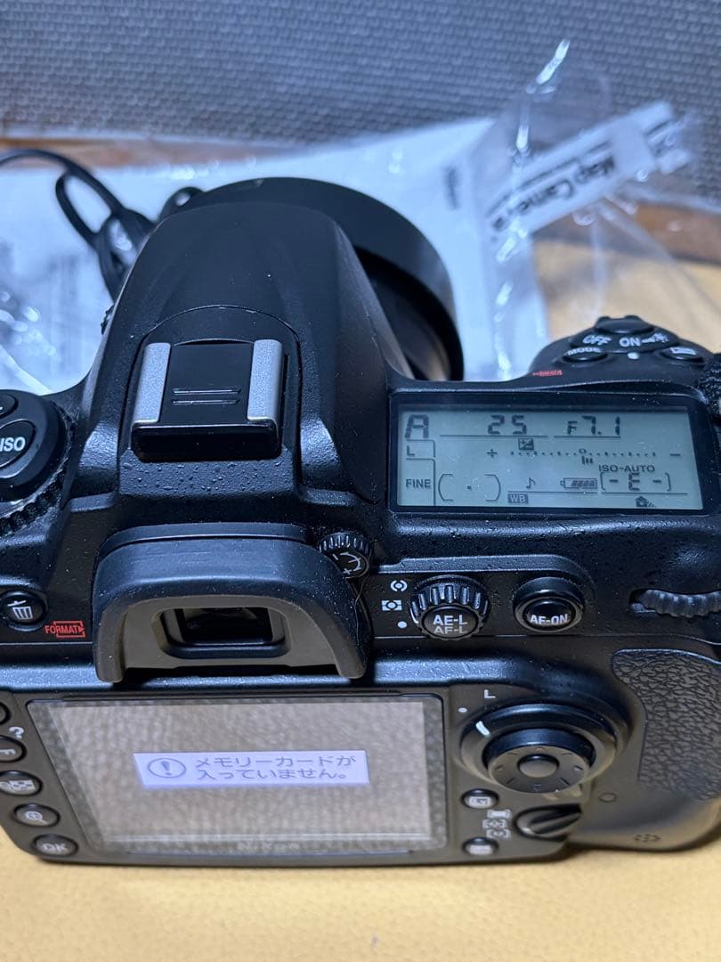 Nikon D300S＋単焦点レンズセット 予備バッテリー付 17900ショット
