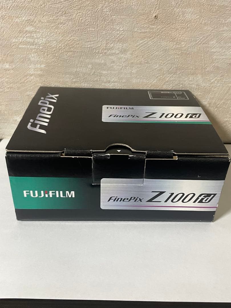 デジタルカメラ FUJIFILM FinePix Z100fd