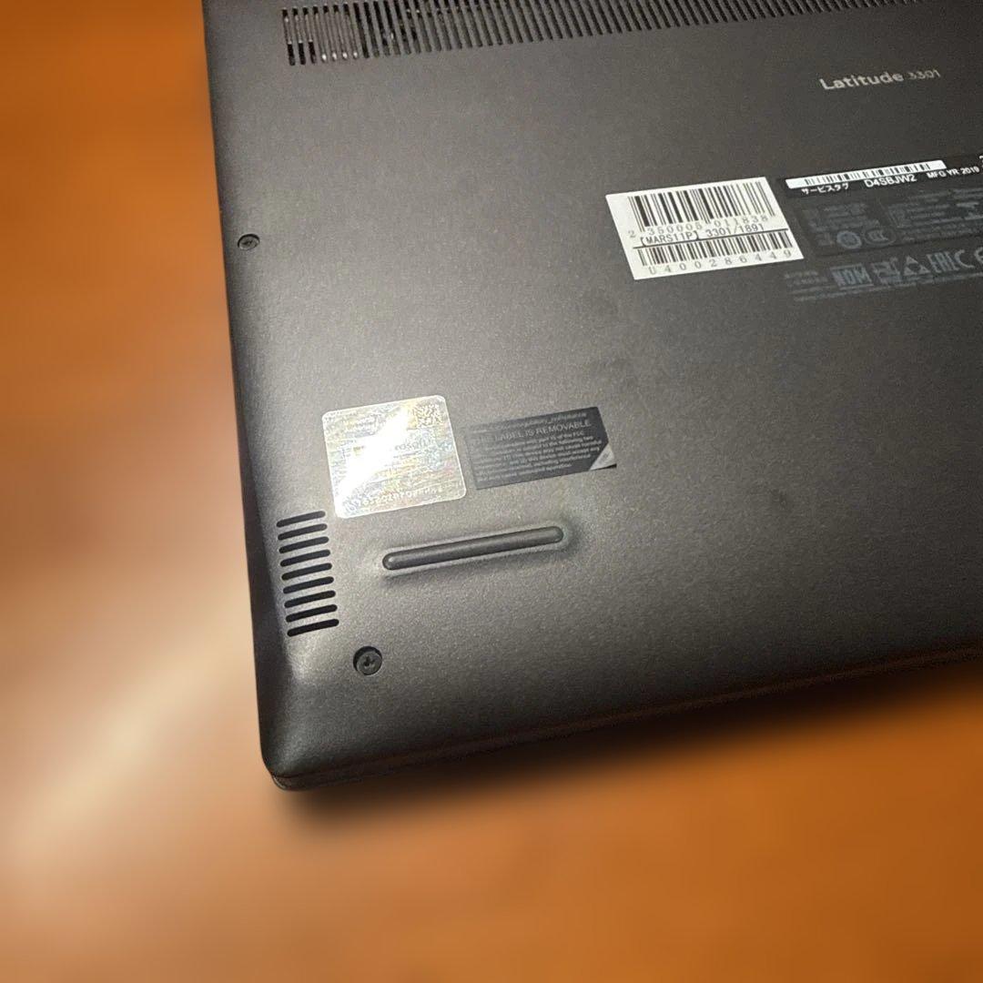 Dell latitude 3301 ③