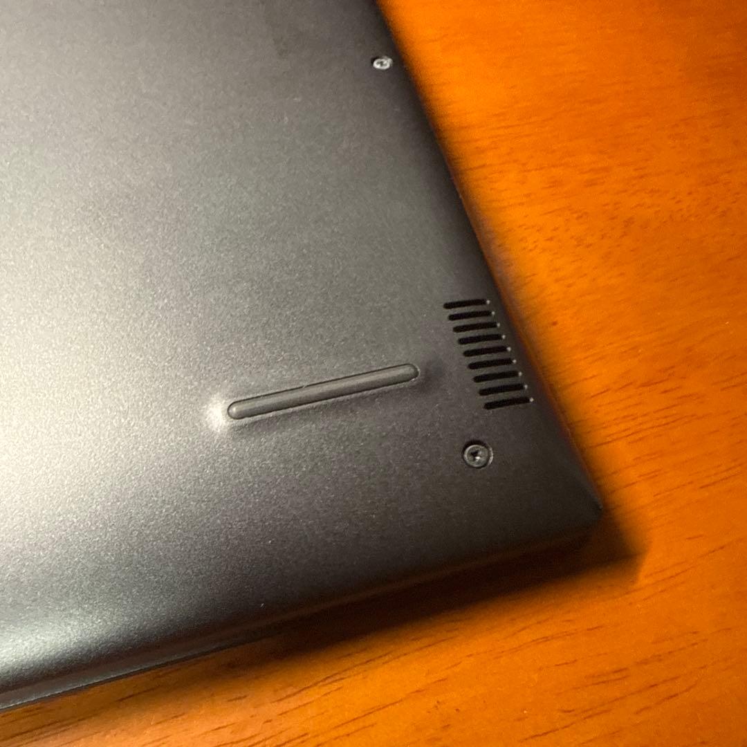 Dell latitude 3301 ③