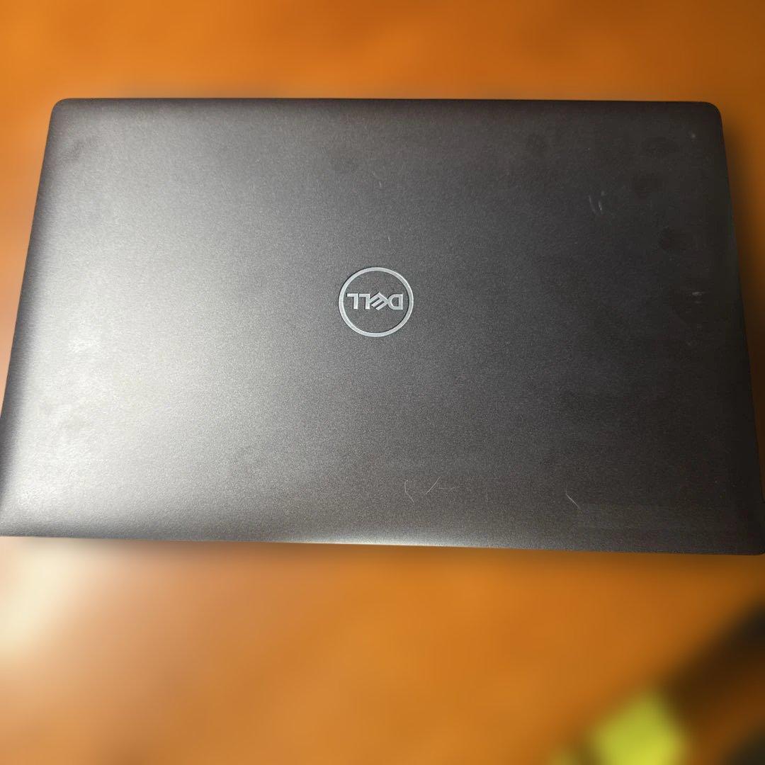 Dell latitude 3301 ③