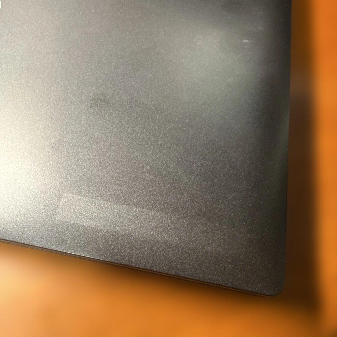 Dell latitude 3301 ③