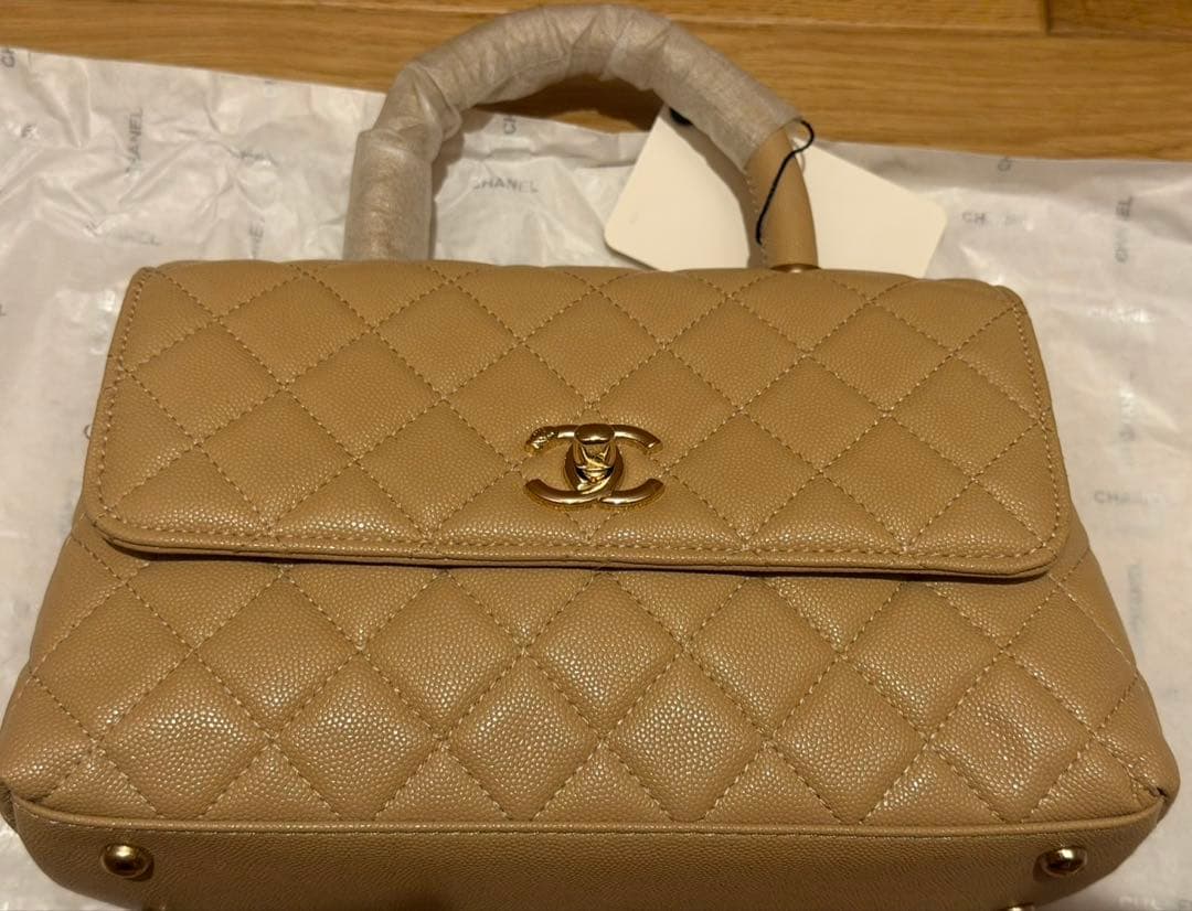 本革　ショルダー付きバック　ベージュ　ノベルティ