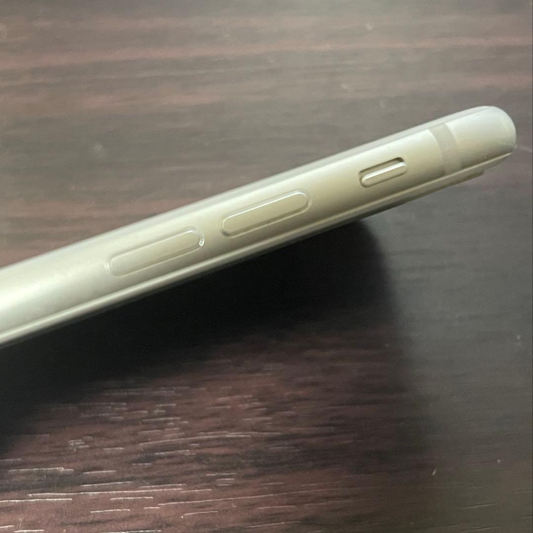 【美品✨】iPhone8 64GB バッテリー 86% ‼️