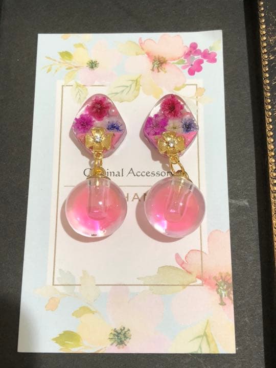 Anticoさん専用♡かすみ草とゆらめきボール ピアス イヤリング