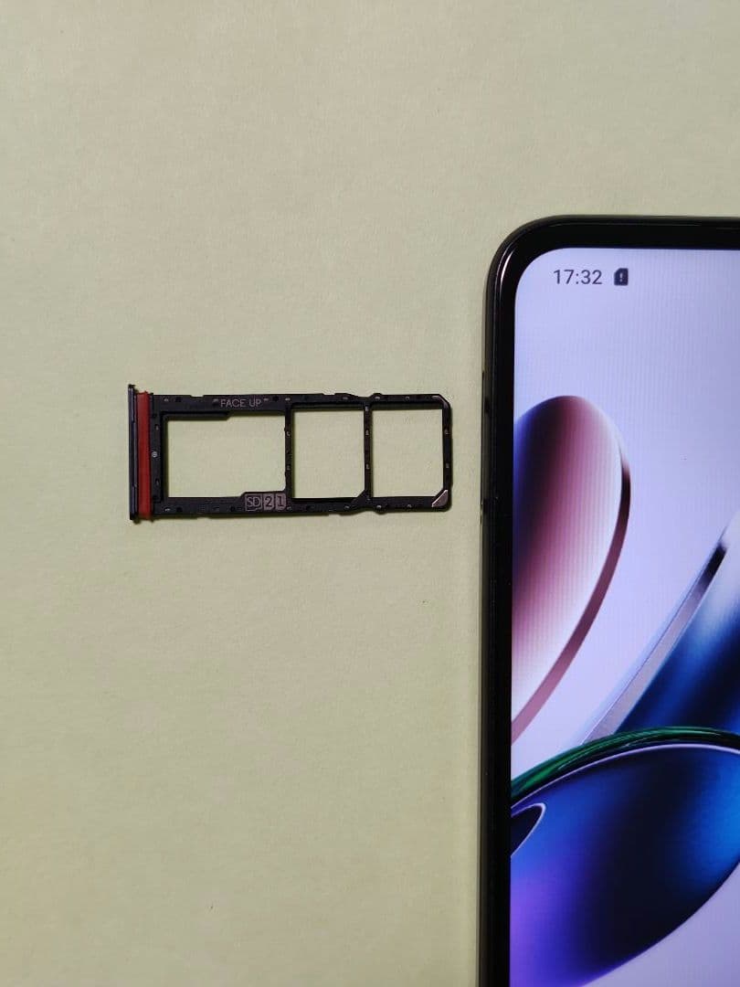 SIMフリー moto g13 保護フィルム付き