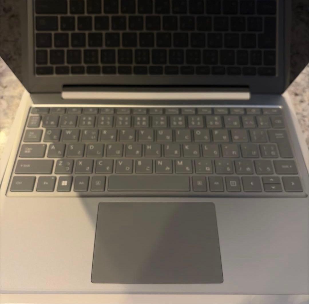 Windowsノート本体 Surface Laptop Go Core i5 / 8GB / 128GB