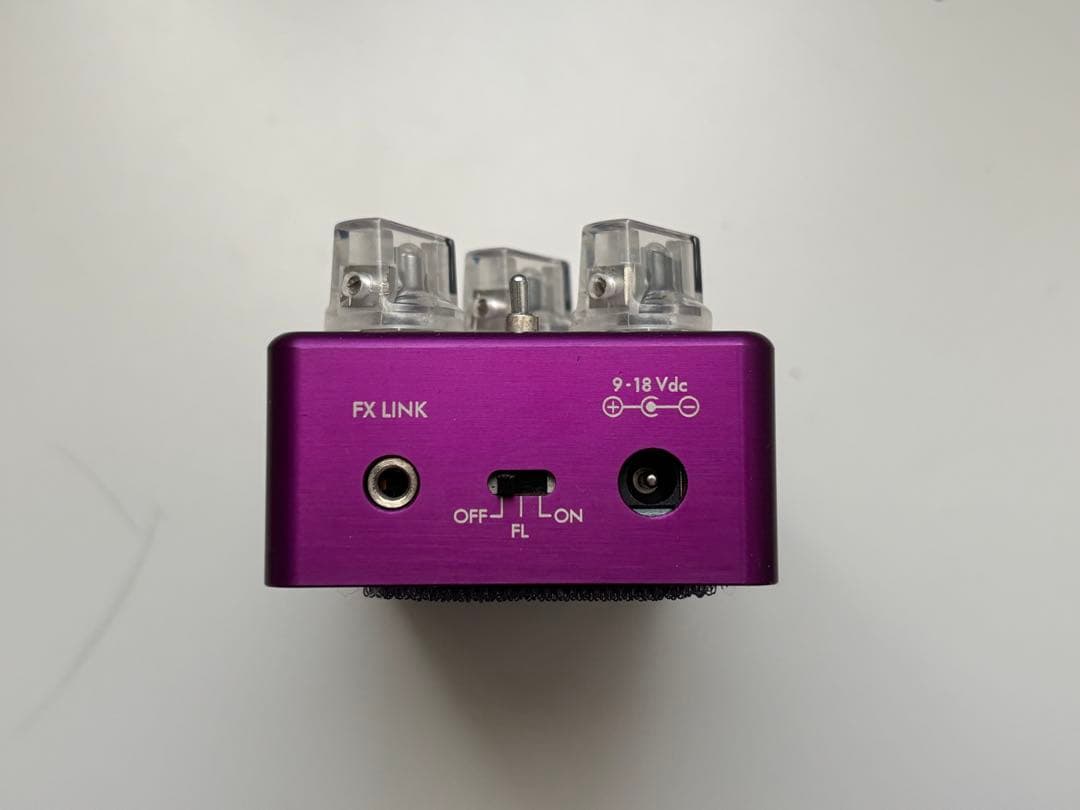 Suhr Riot Reloaded ディストーション エフェクター