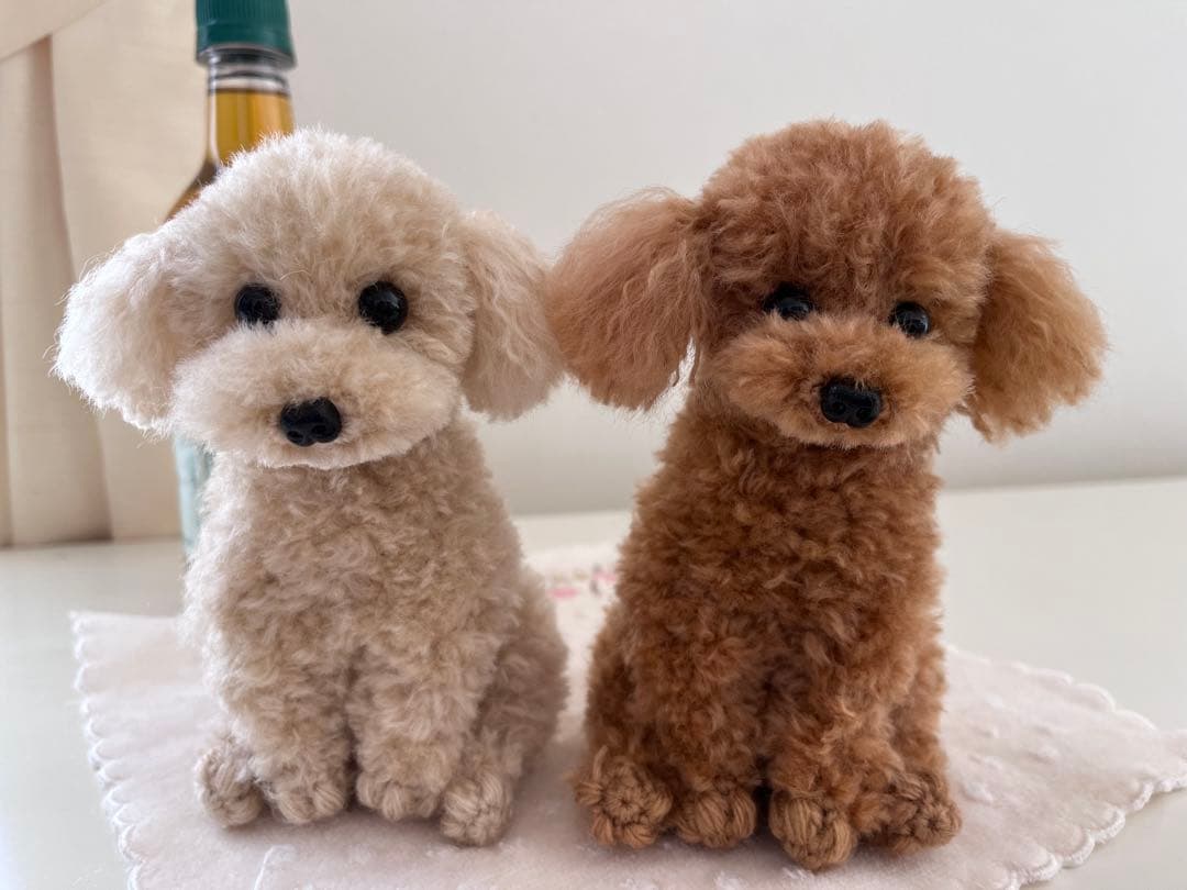 【ちょこましゅまろ様】 トイプードル編みぐるみ（植毛）　犬 【お座りポーズ】