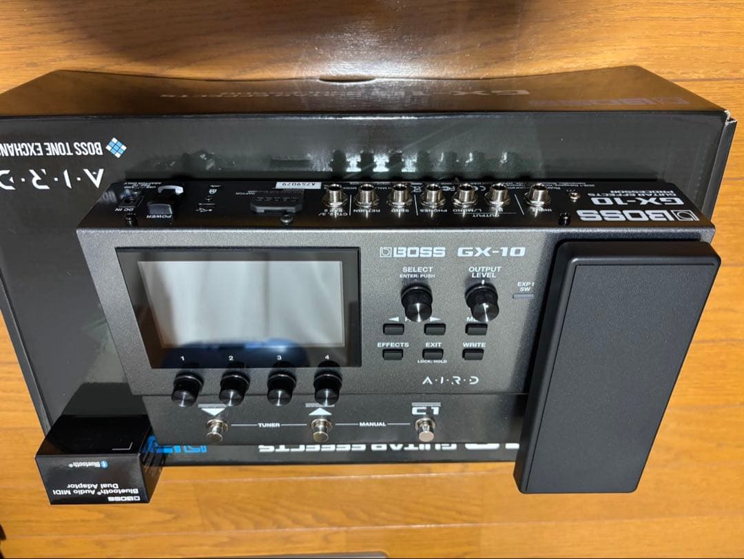 美品　BOSS マルチエフェクター GX-10 BT-DUAL 付属