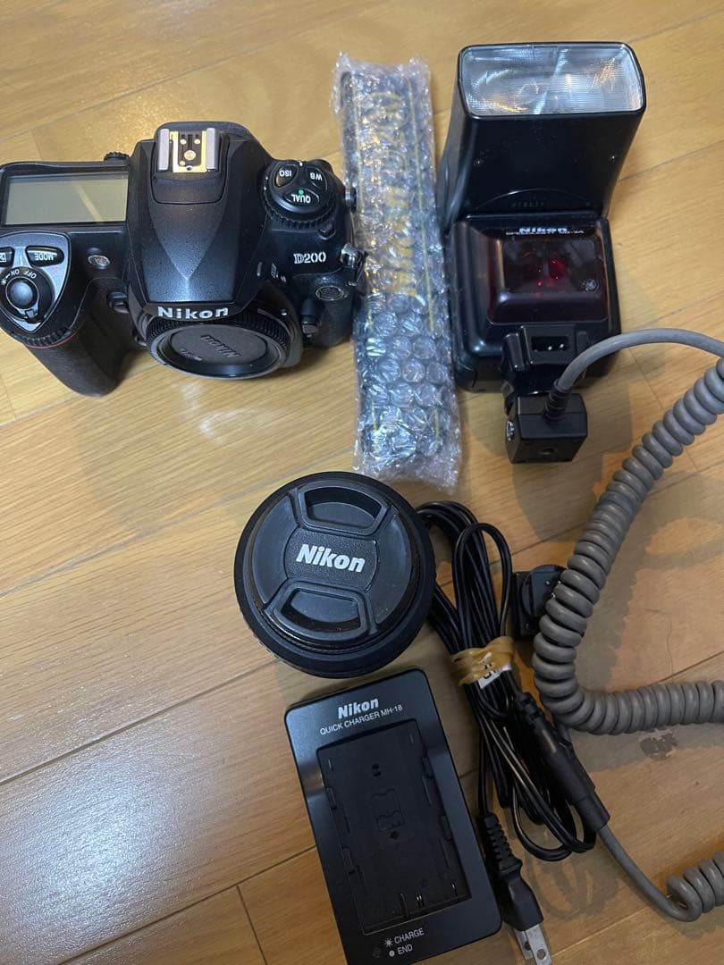 Nikon D200 デジタル一眼レフカメラ