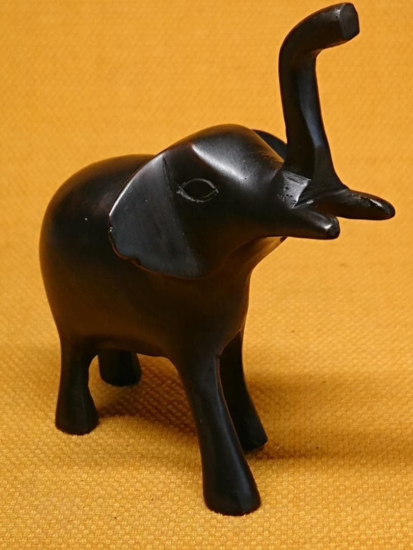 ゾウ　象　銅製　ブロンズ像　彫像　置物　インテリア　工芸品　美術品　A1385