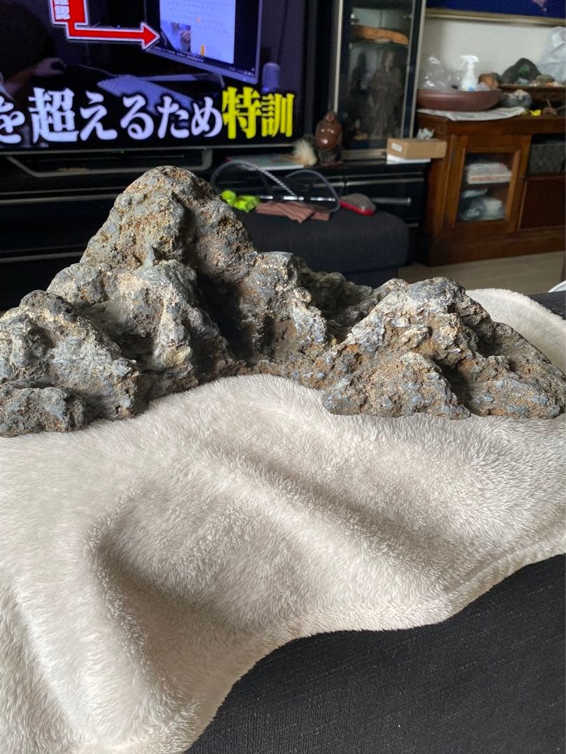 大型山形石