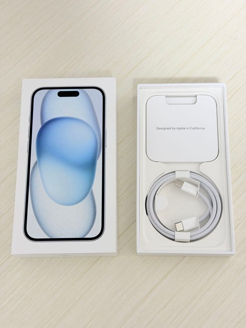 iPhone 15 256GB ホワイト
