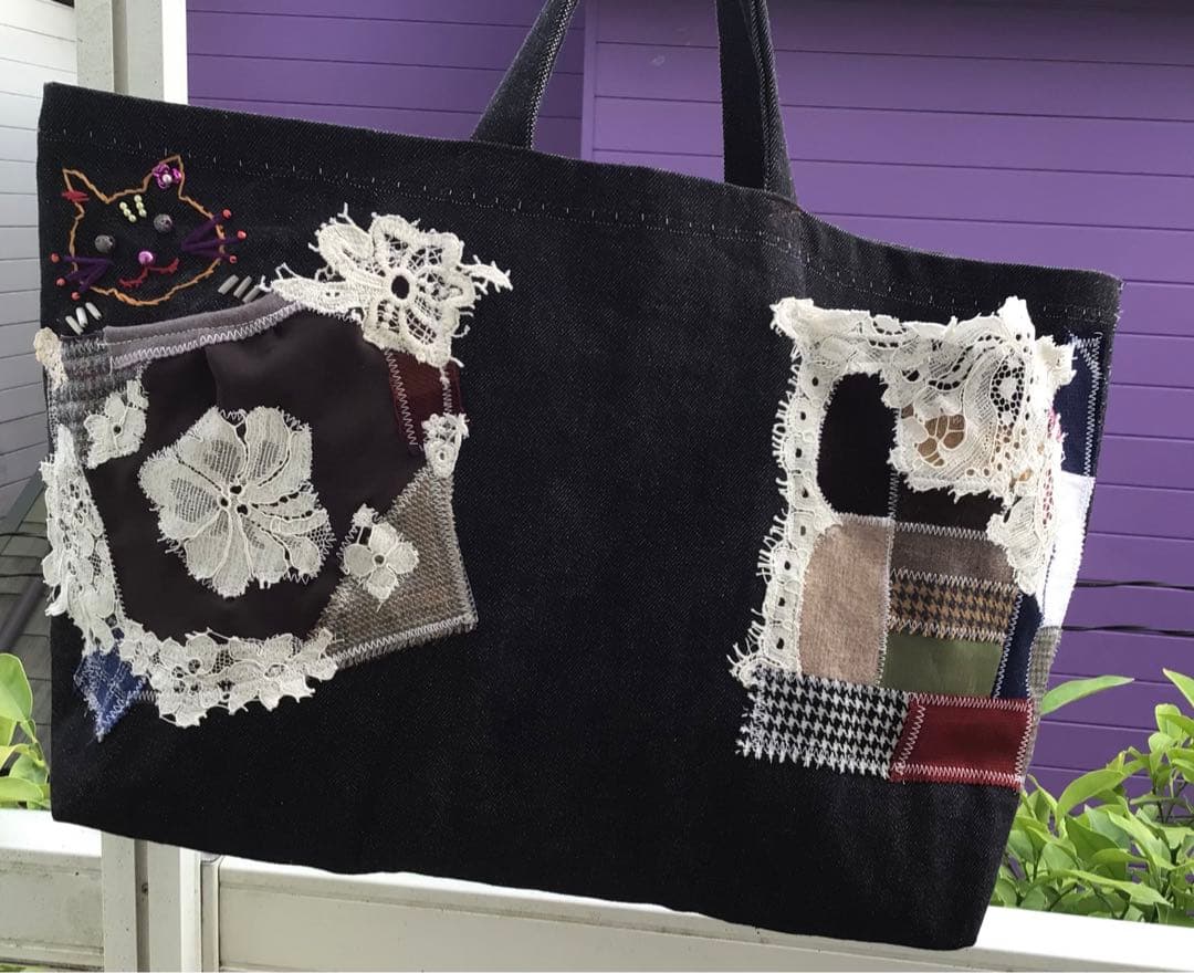 手作り　猫トートバック　デニム　黒　猫手刺繍　猫　虎　レースパッチ　大きめ