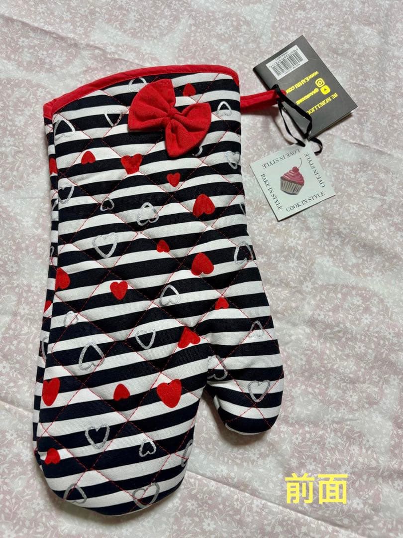 【新品・未使用 】KAHRI ハート柄 エプロン + 鍋敷き + ミトン セット