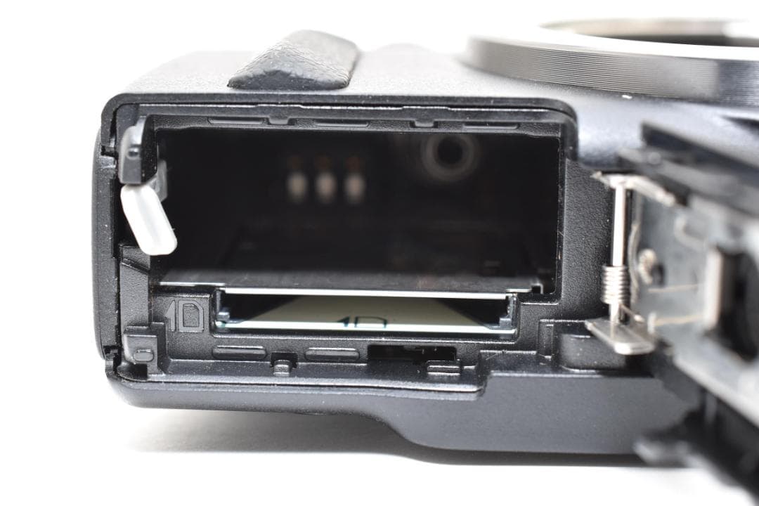 ＜1033＞ Canonミラーレス一眼EOS M2ボディEOSM2BK-BODY