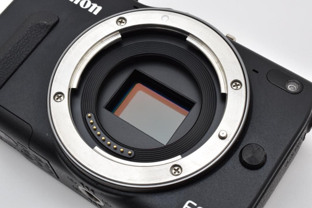 ＜1033＞ Canonミラーレス一眼EOS M2ボディEOSM2BK-BODY