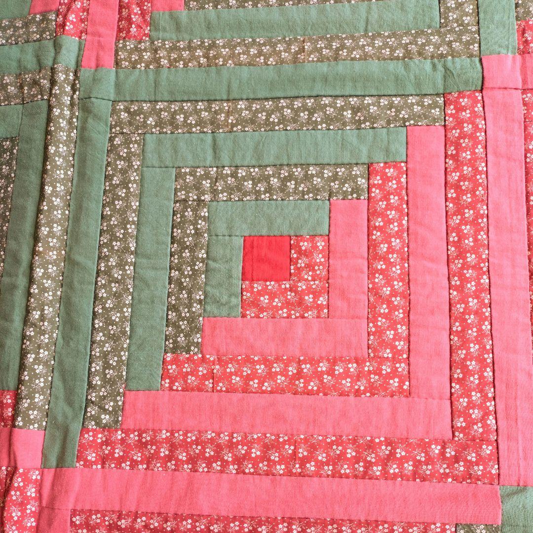 パッチワークキルト〈ログキャビン36〉