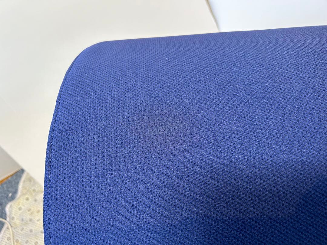 オカムラ スツール ②