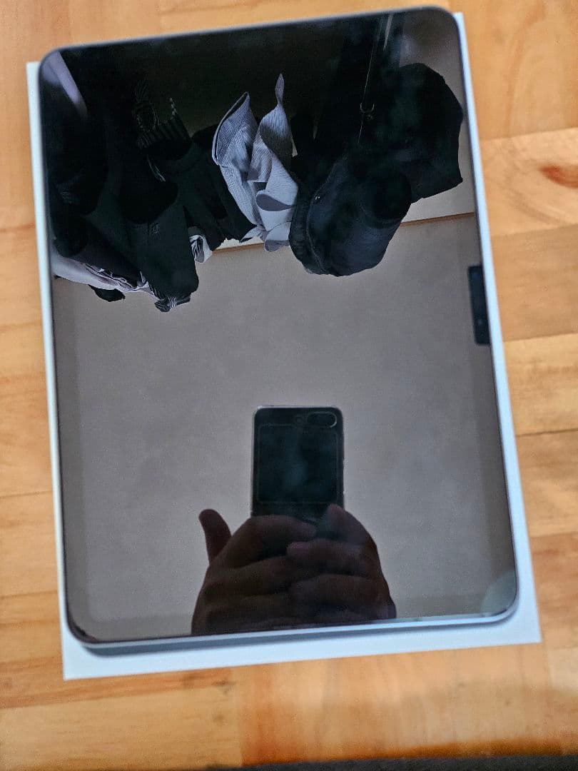 こ*ん様 Apple iPad air Wi-Fi M3 128GB スペースグ