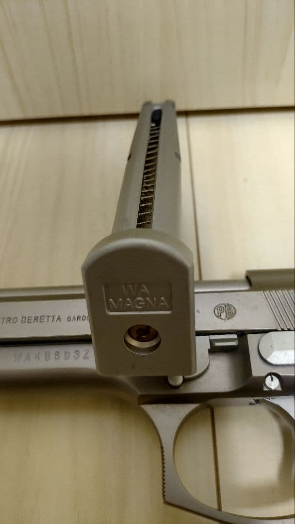 ブ*！様 ピエトロベレッタ M92 ステンレス ガスガン