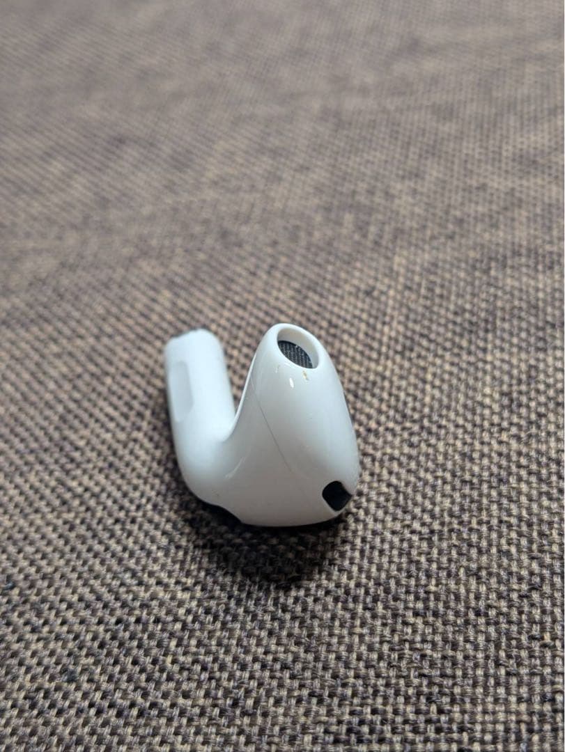 Apple AirPods 4世代 片耳 L 片方 左耳 1083