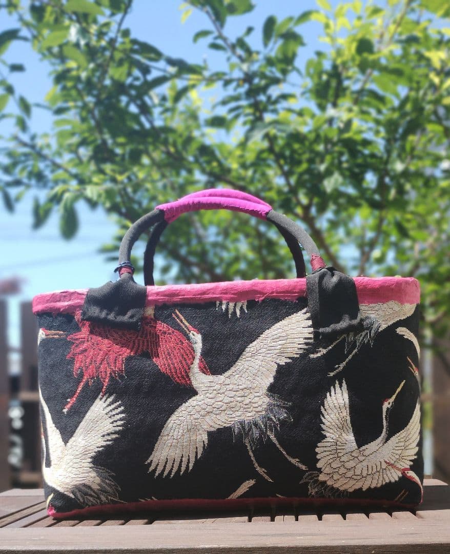 SALE　一閑張りバッグ　鶴　黒　ピンク　柿渋　ハンドメイド