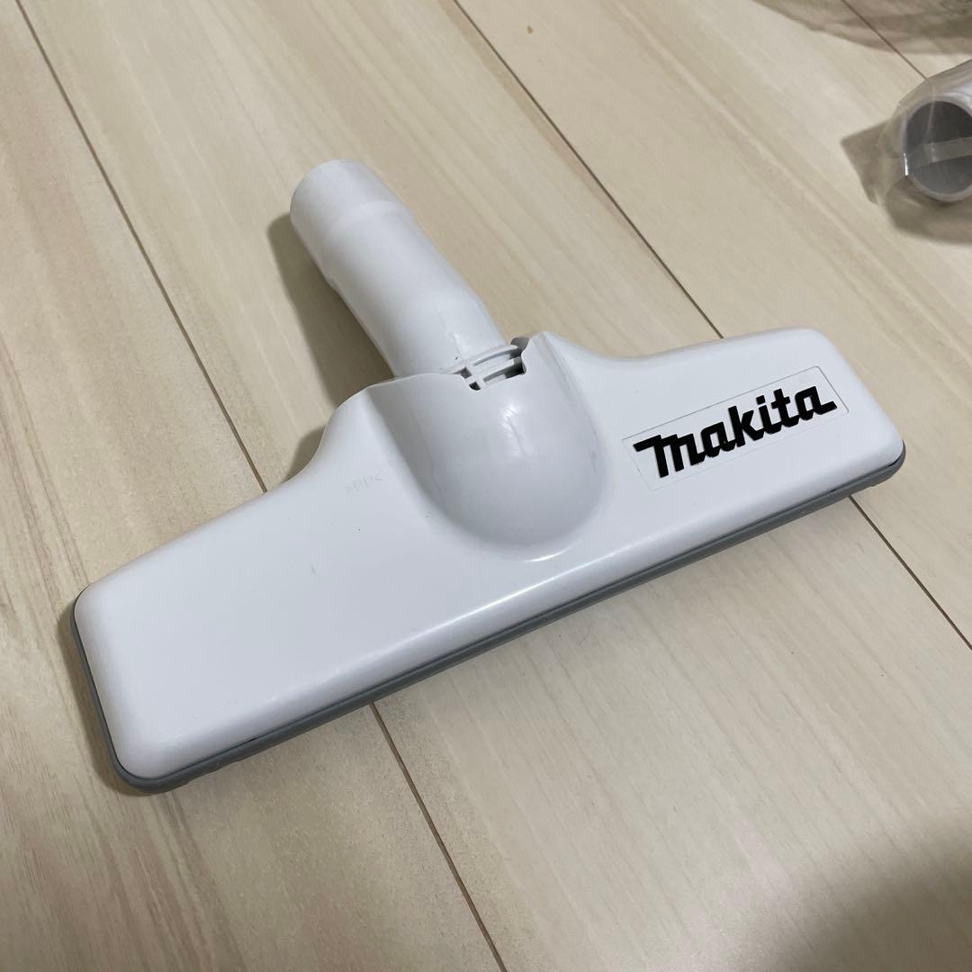 【美品】makita マキタ CL107FD 掃除機 バッテリー、充電器付き