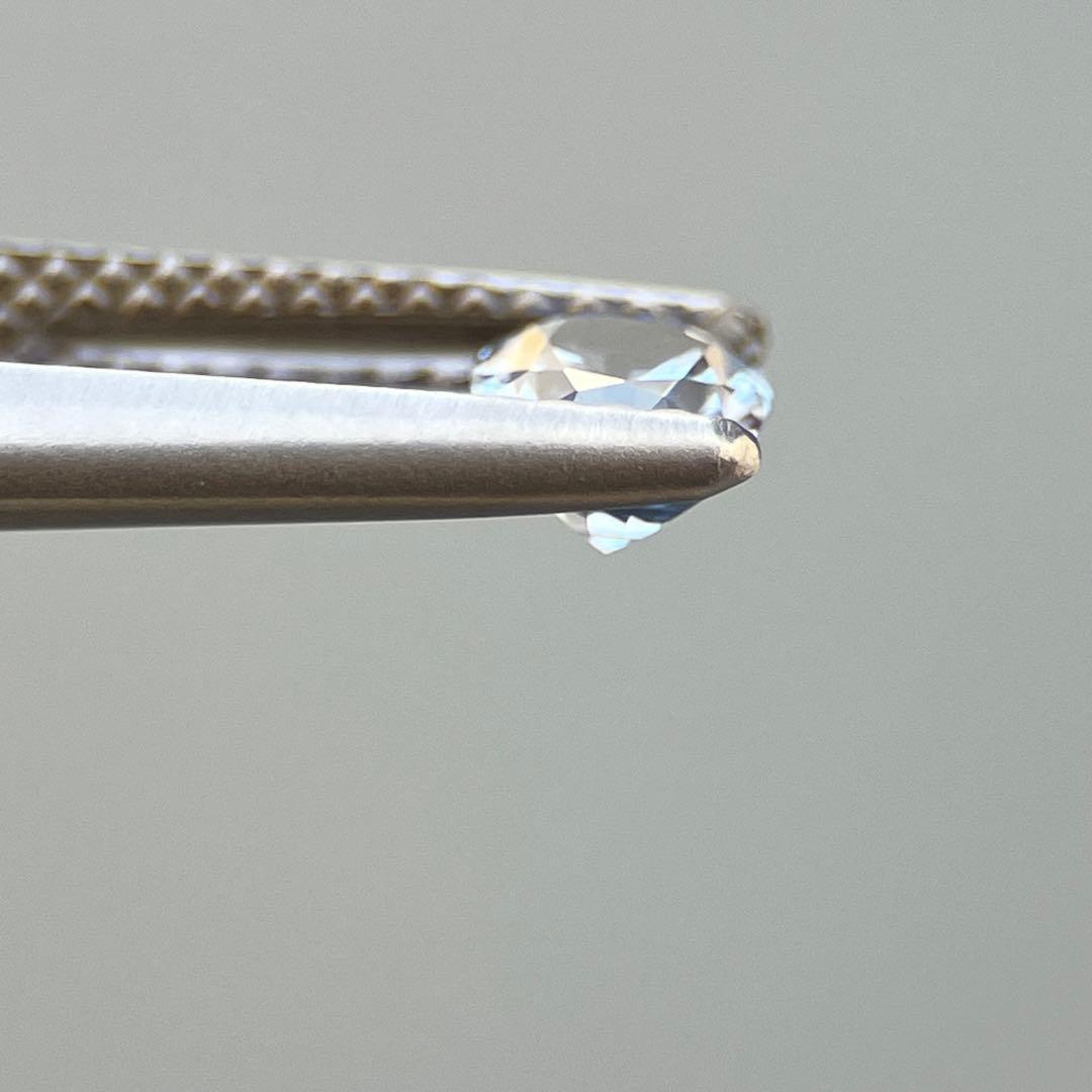 スリランカ産非加熱天然ライトブルーサファイアルース