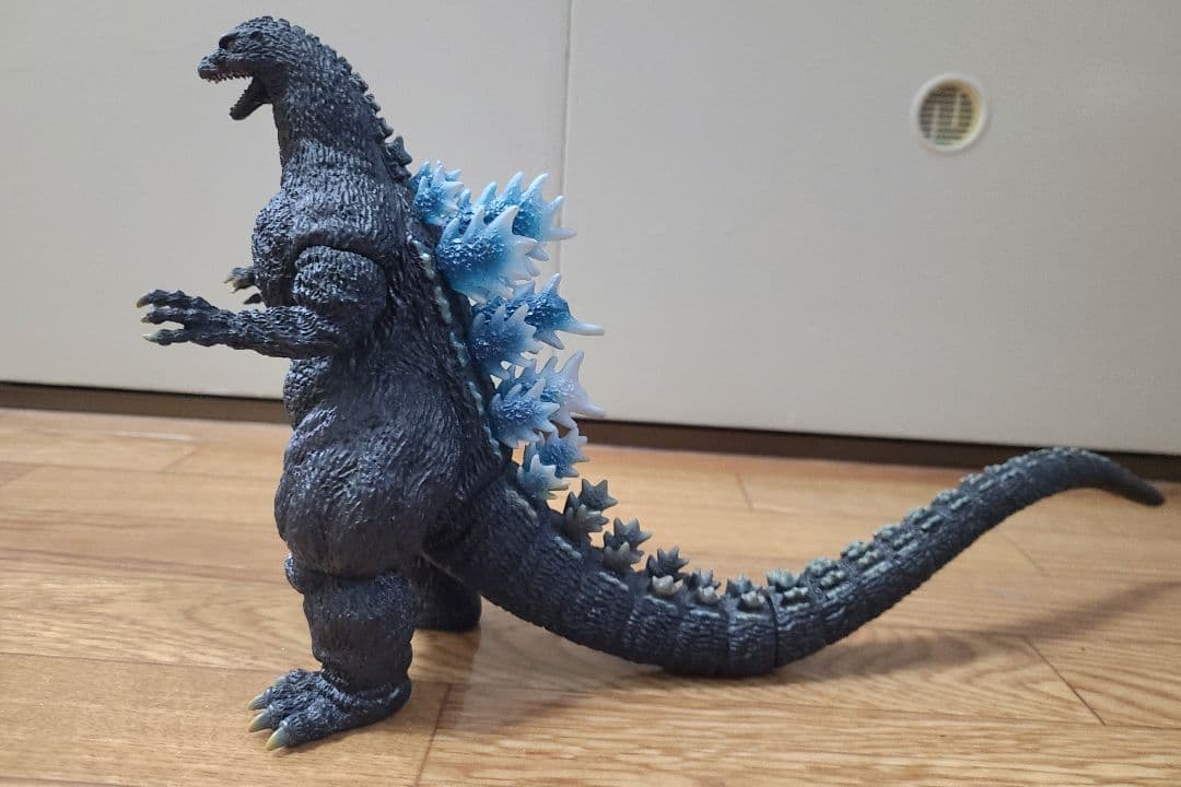 ムービーモンスターシリーズ極　ゴジラ(1989) 大阪進撃発光カラーver.