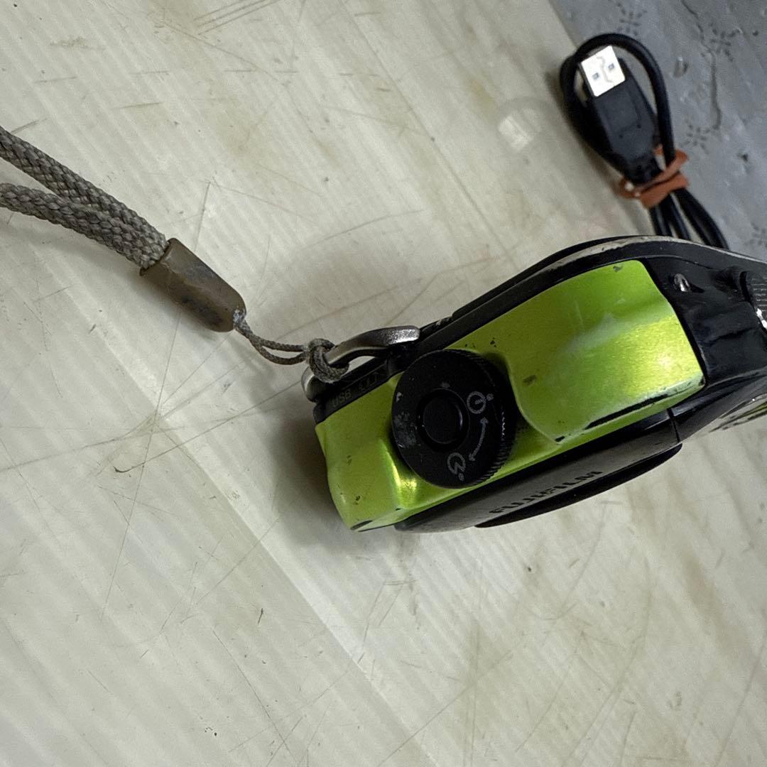 FUJIFILM FinePix XP80 デジタルカメラ コンデジ 3044