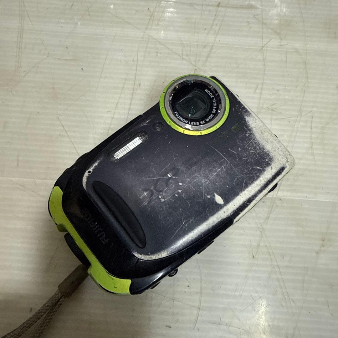FUJIFILM FinePix XP80 デジタルカメラ コンデジ 3044