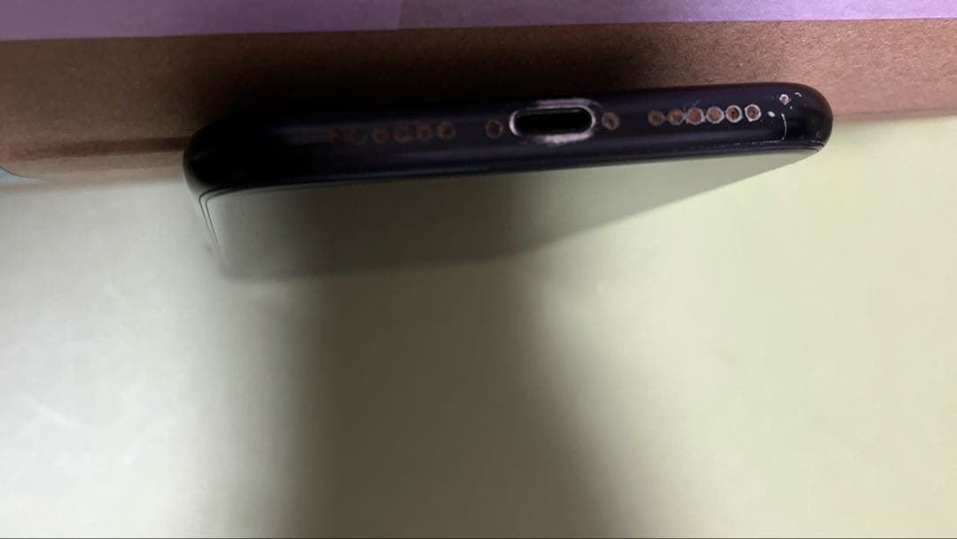 iPhoneXR 本体のみ docomo