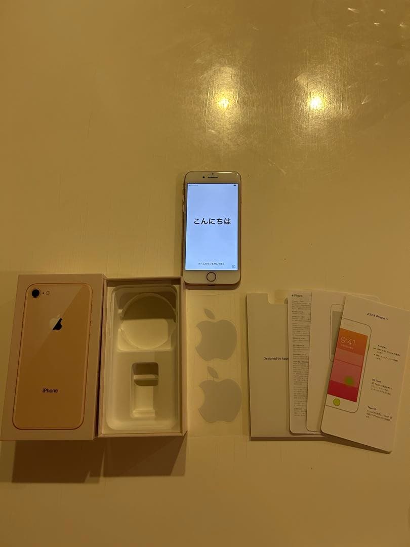 iPhone8 64GB ピンクゴールドSIMフリー バッテリー84% 傷あり