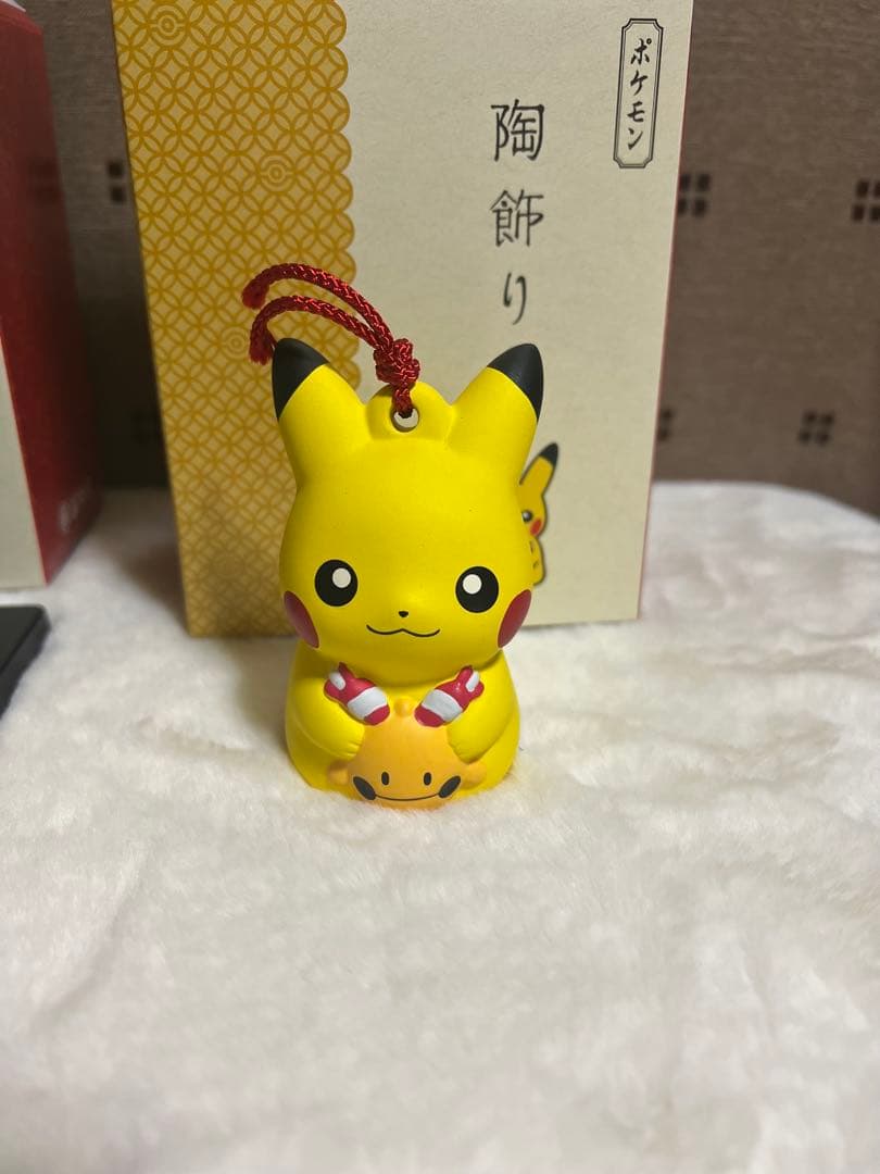 陶飾り ピカチュウとポニータ　 陶飾り＜鈴＞ピカチュウ