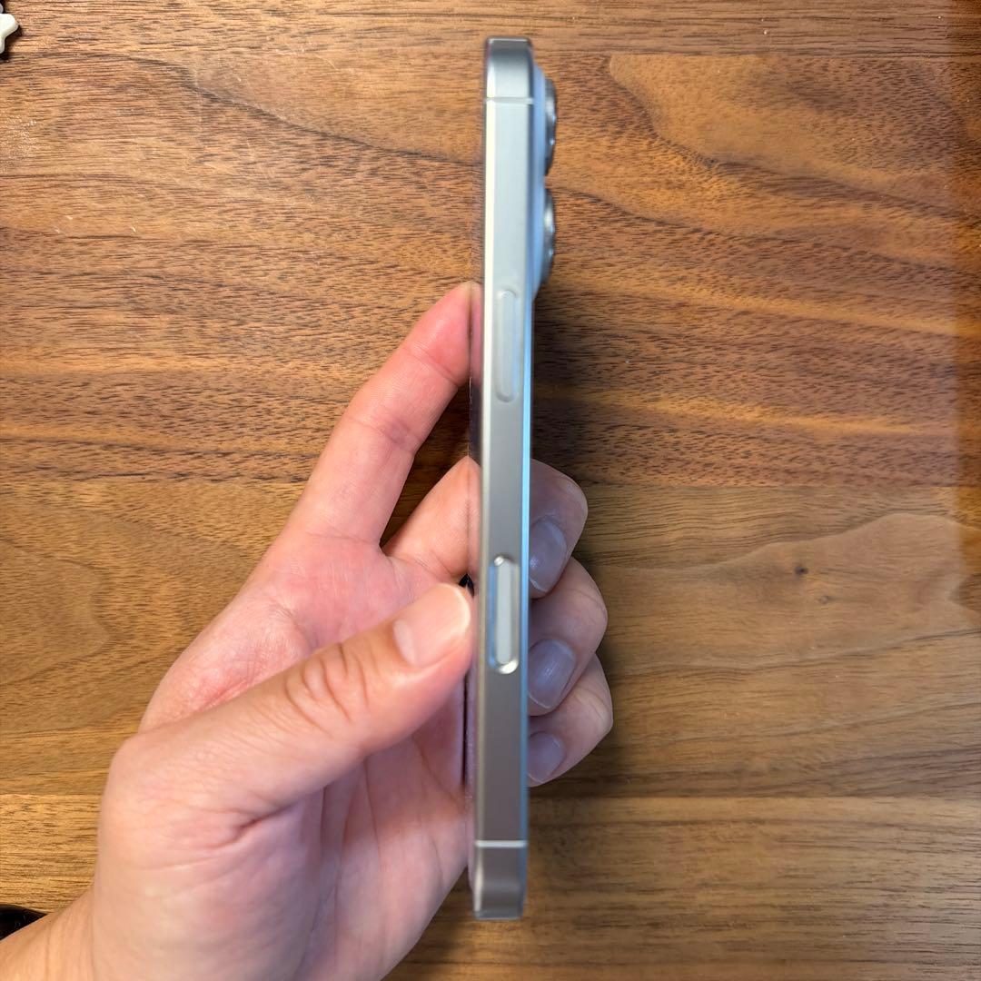 Apple iPhone 16 Pro（SIMフリー）ホワイト 512GB