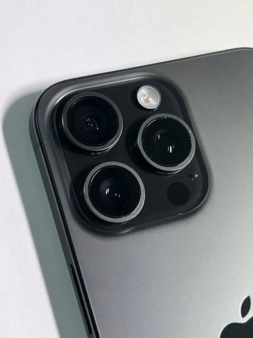 Apple iPhone 15 Pro Max L/A(US)版　極美品