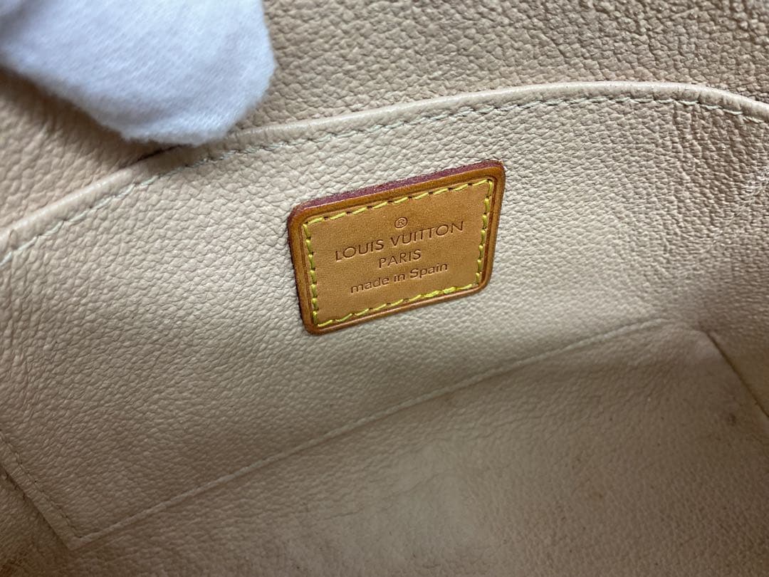 Louis Vuitton モノグラムポーチ　ポシェット・コスメティック