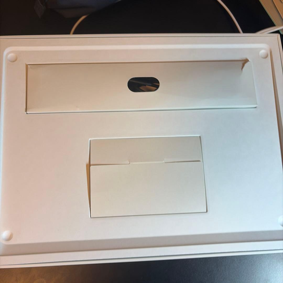 3/16まで　surface laptop4 ※画面不良あり